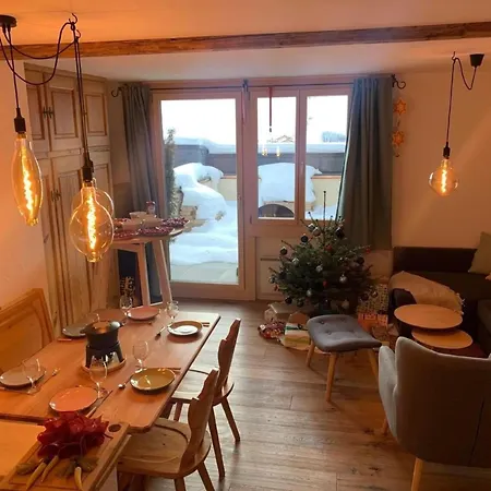 Mit Panoramablick In Bergwelt By Interhome *