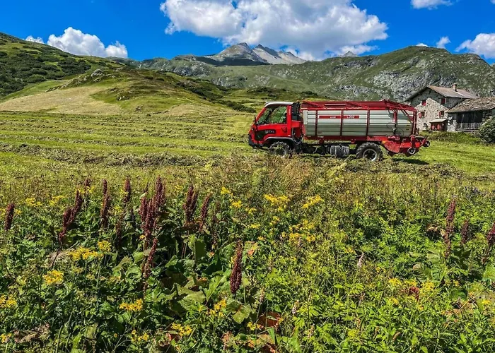 Mit Panoramablick In Bergwelt By Interhome