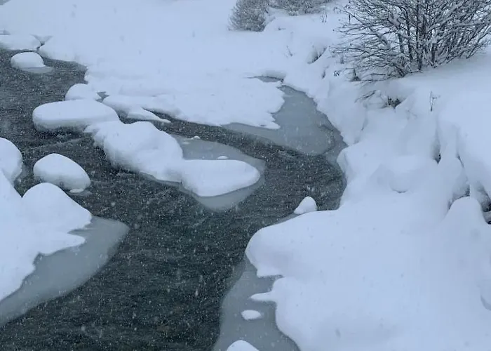 Mit Panoramablick In Bergwelt By Interhome *